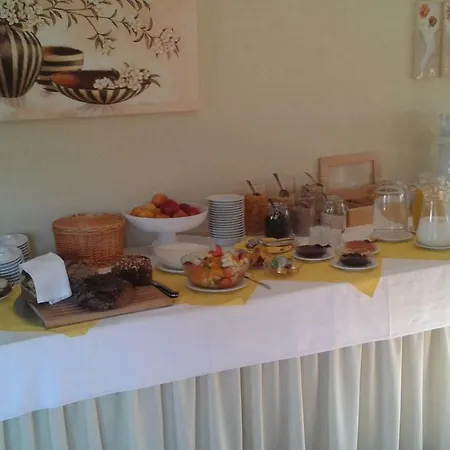 Wein & Gastehaus Hermeshof Trittenheim